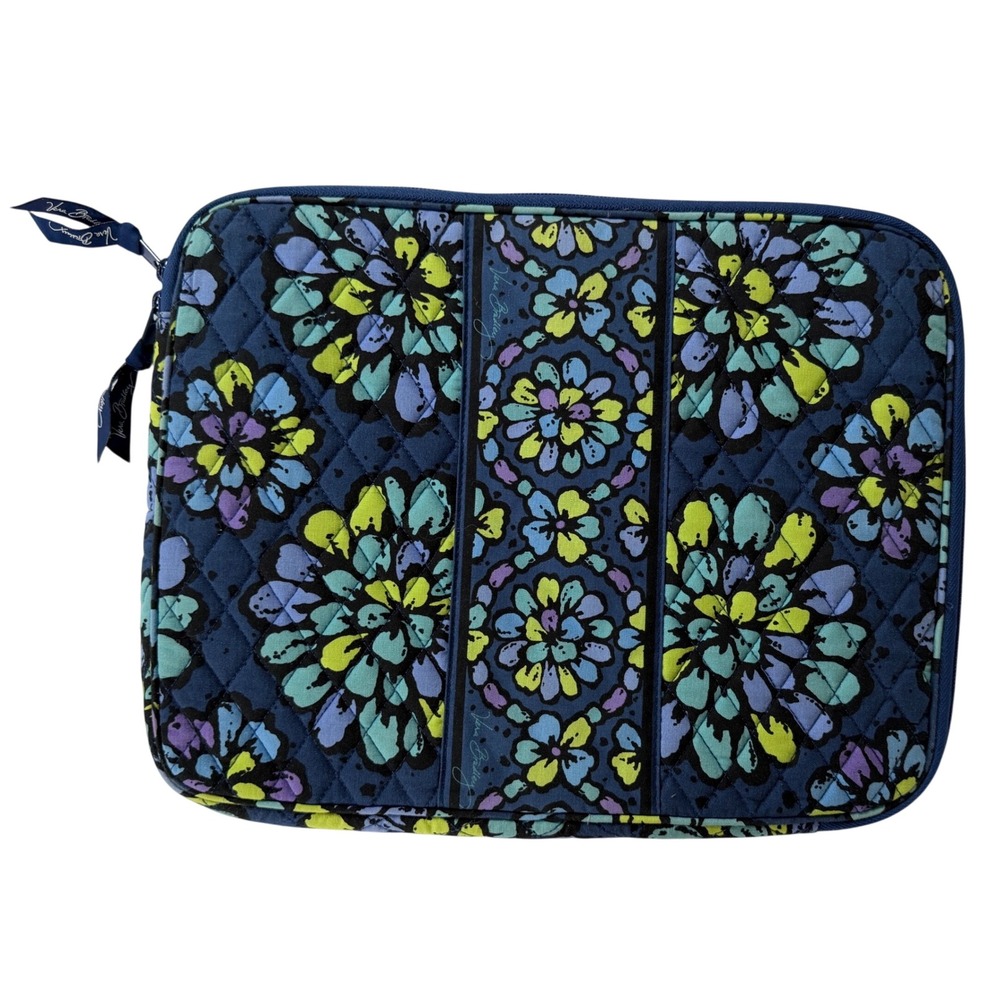 Vera Bradley Indigo Pop Quilted Laptop Sleeve Case Blue Floral 14 Inch Padded